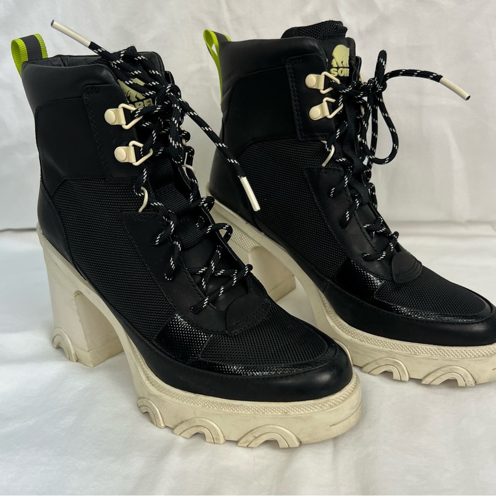 Sorel Brex Lace-up Booties in black, cream with lime green details. - Picture 5 of 11